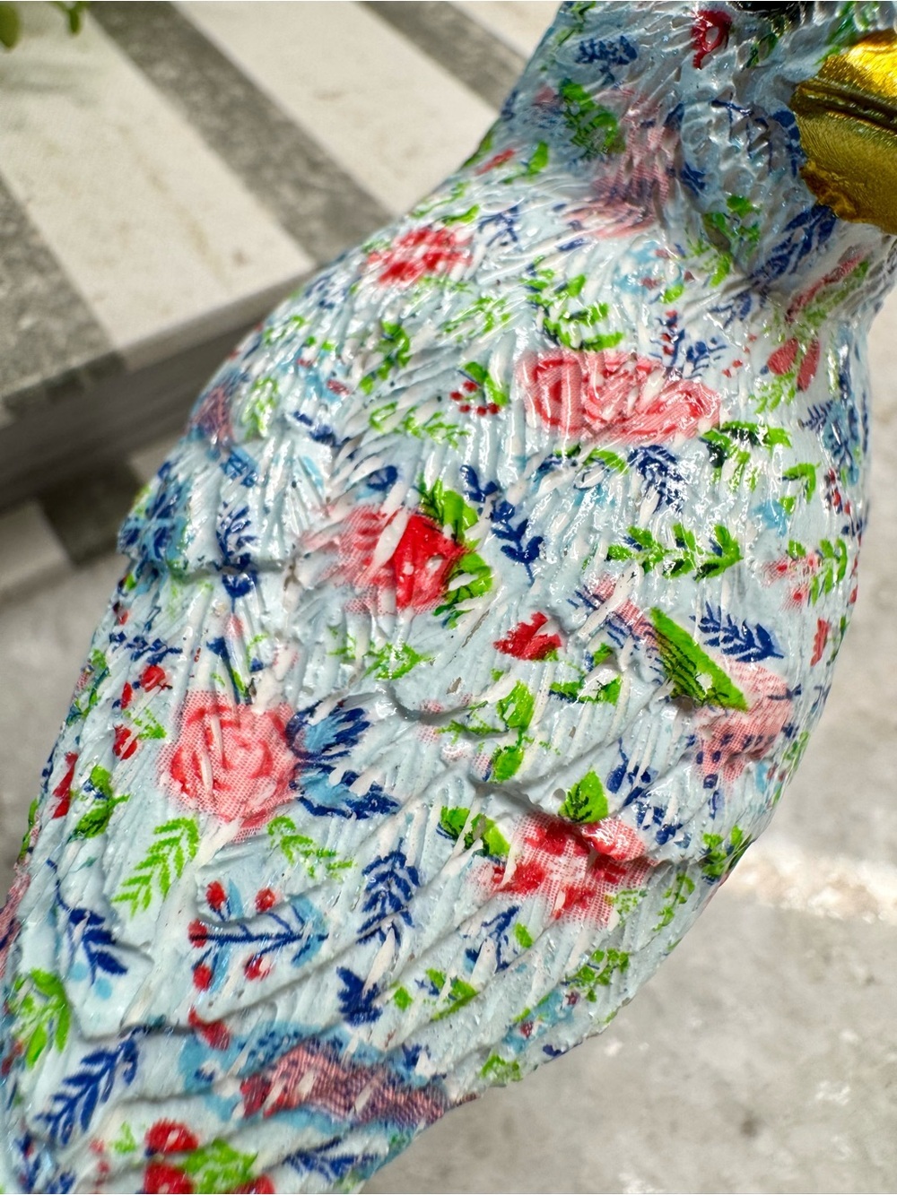 New Cottage Garden Floral Flower Print Resin Bird Figure w/ Metal Legs - 5” - Picture 5 of 6